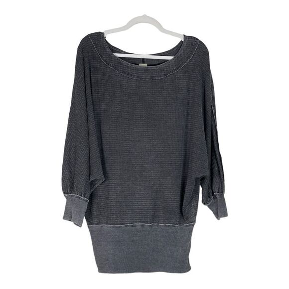 𝅺WE the Free Gray Oversized Top with Dolman sleeves - Picture 1 of 10